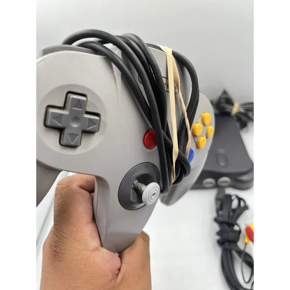 Nintendo 64 N64 Console Bundle Complete with 1 Official Controller & OEM Cords